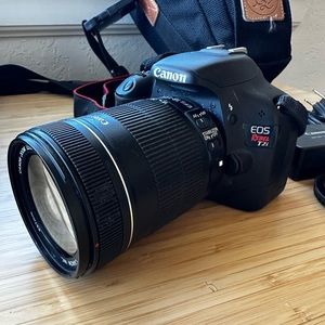 Canon EOS Rebel T2i Camera